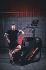 Simulador de Escada Profissional Power Rise 600 Red Line - Imagem 3